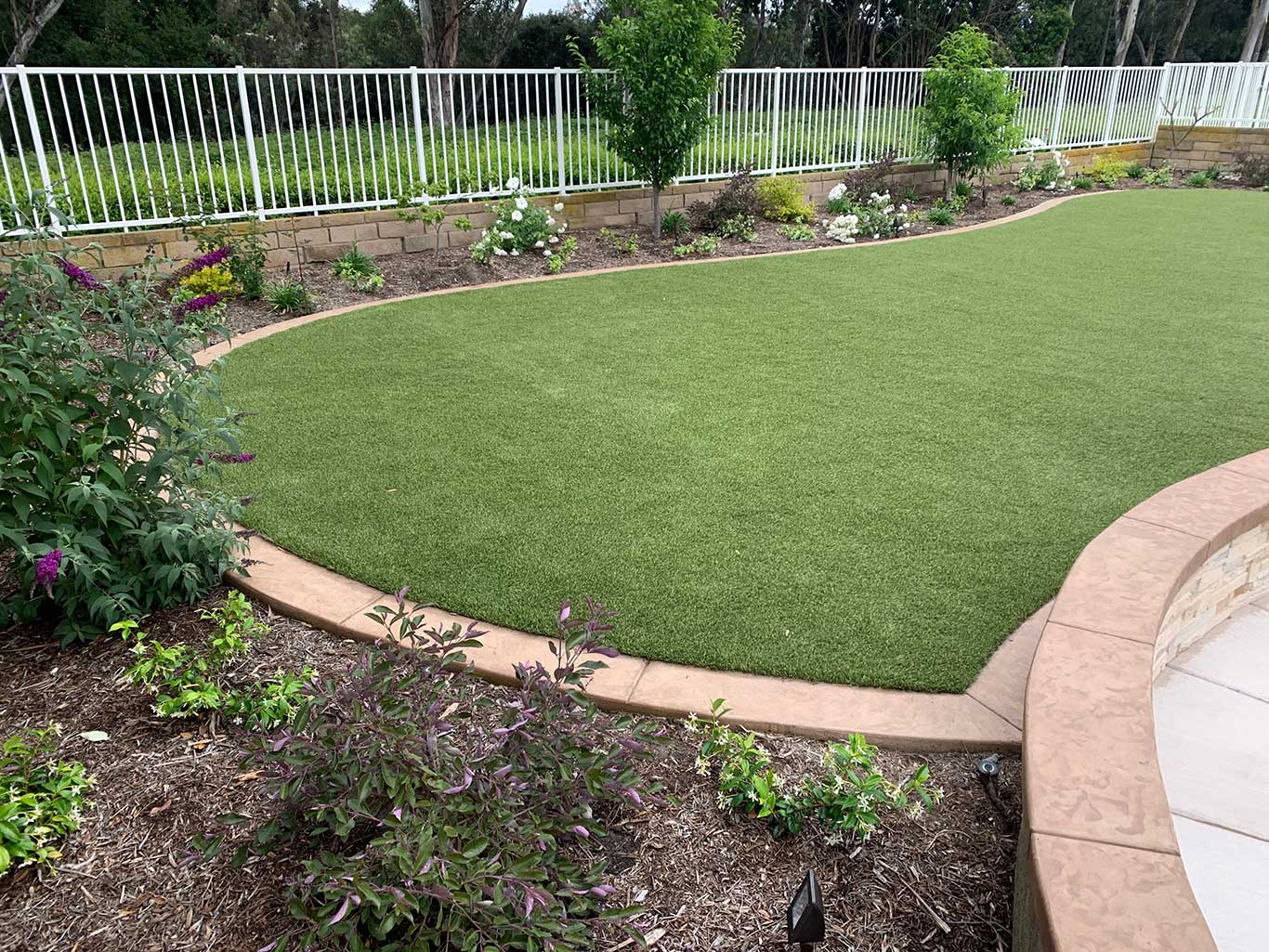 Mission Viejo Signature Landscape - Artificial Grass